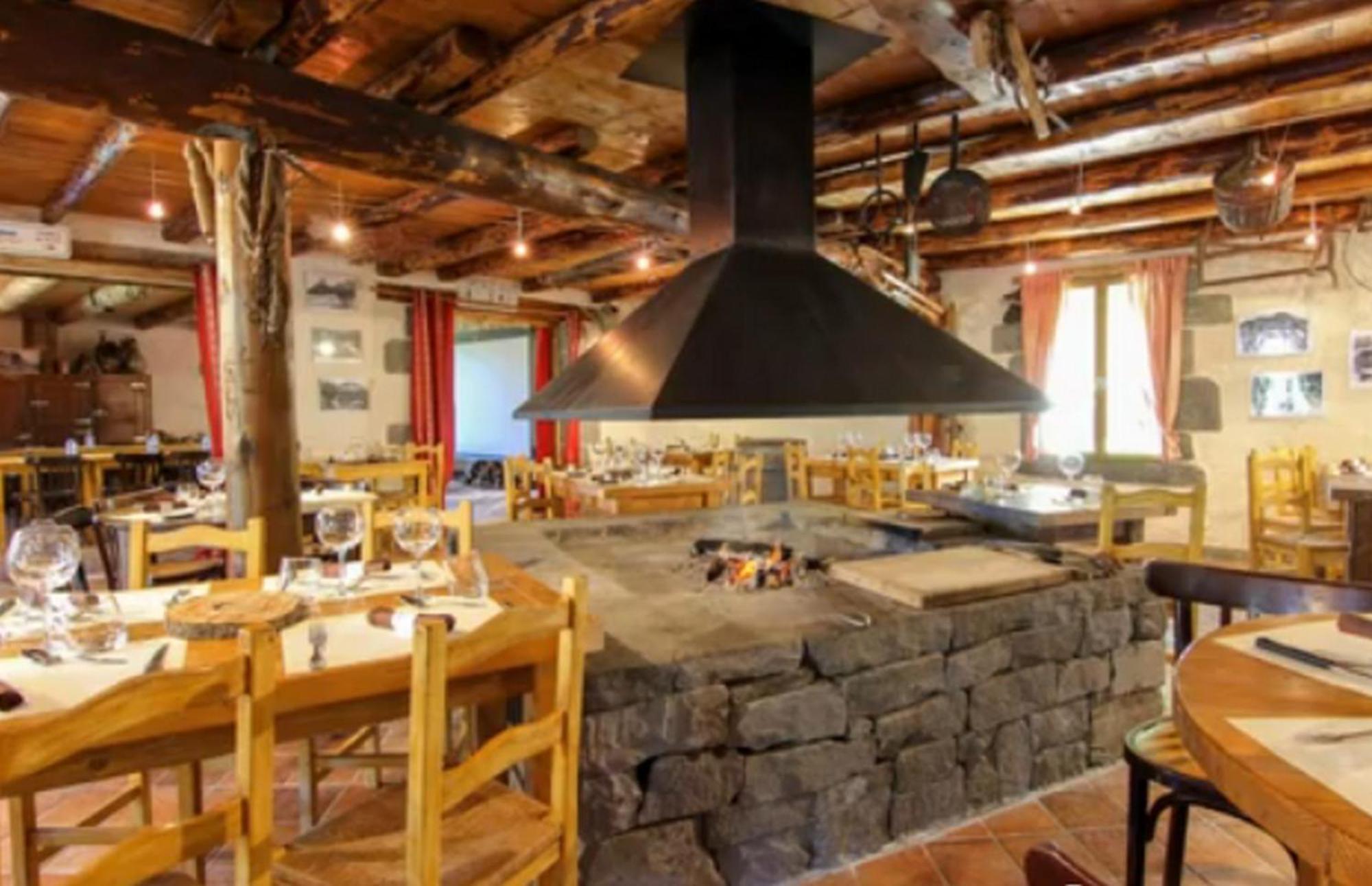 Aux 500 Diables Eco Lodge - Hotel Шамбон-сюр-Лак Екстериор снимка